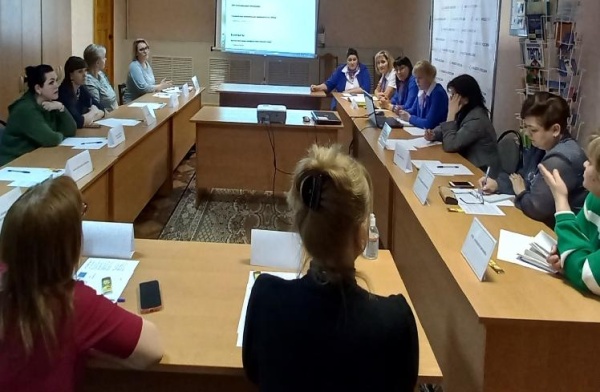 В Новооскольском кадровом центре организован круглый стол для работодателей.
