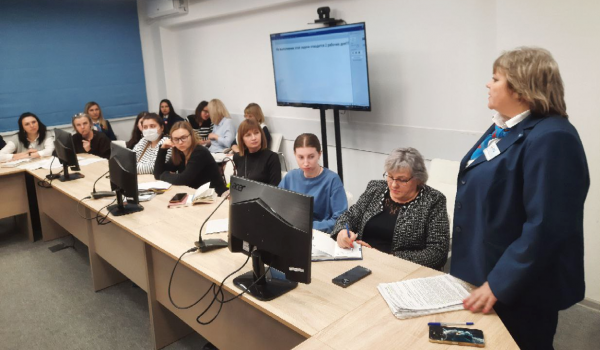 Социальных педагогов Белгорода научили правильной организации труда подростков в свободное от учёбы время