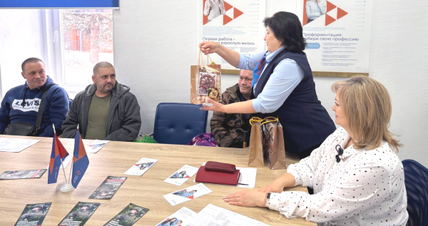 В Бирюче три ветерана СВО нашли работу после участия в акции «Путь к успеху»