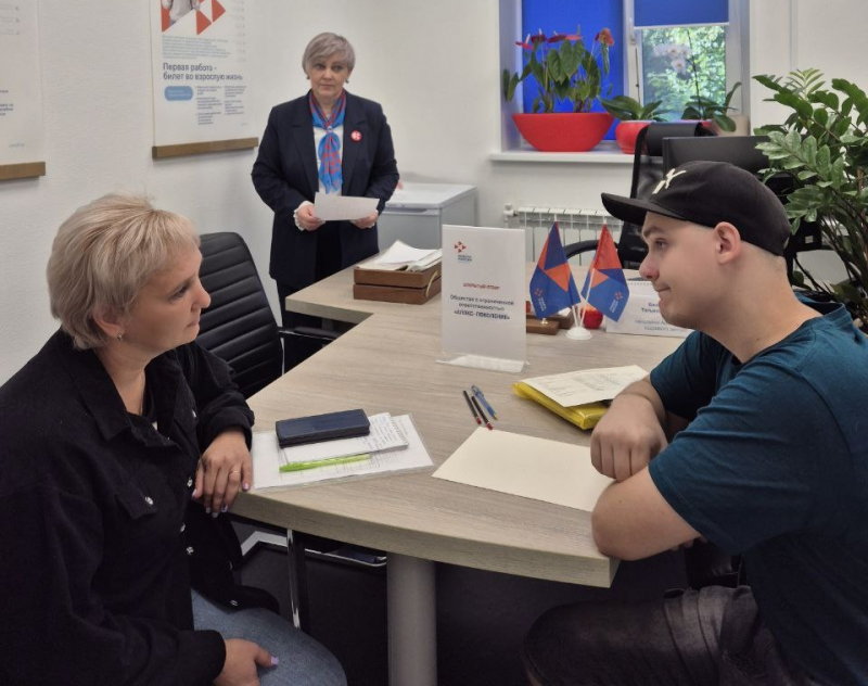 Три жителя Алексеевского района получили приглашение на работу в результате открытого отбора