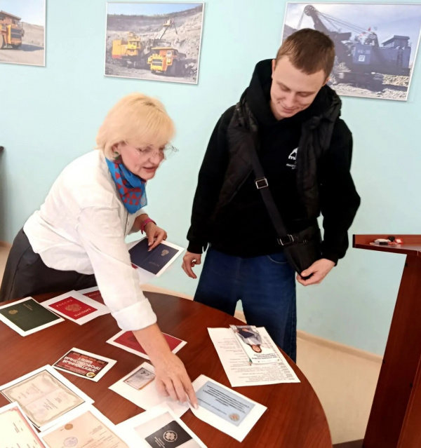 Уверенное трудоустройство: тренинг для будущих электриков в Губкинском горно-политехническом колледже