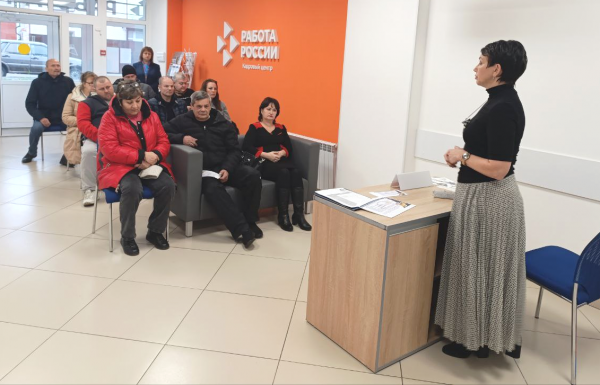 Ярмарка вакансий подарила надежду шести безработным жителям Прохоровского района