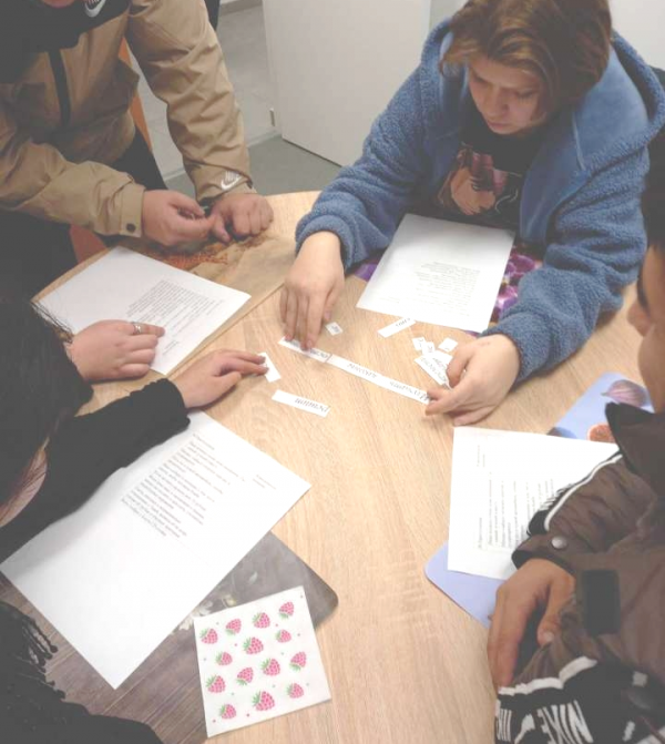 Подростков научили ориентироваться в лабиринте закона