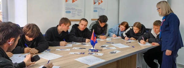 Секреты резюме и гарантированная работа: кадровый центр подготовил студентов к выходу на рынок труда