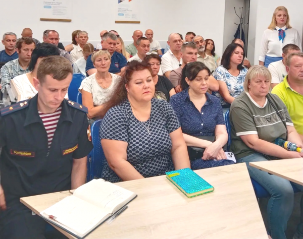 В областном центре благодаря ярмарке вакансий нашлись потенциальные сотрудники для ФСИН и Росгвардии