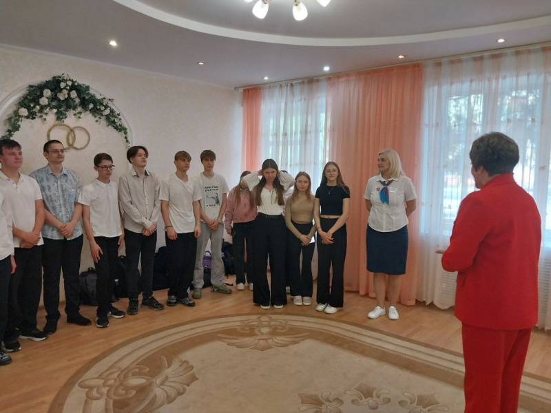 В ЗАГС на экскурсию