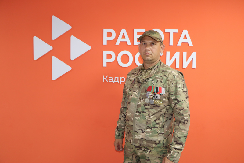 Участник СВО обеспечивает транспортную безопасность в Белгородском отряде ведомственной охраны