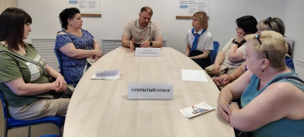 Пять безработных жителей Валуек посетили открытый отбор в Кадровом центре