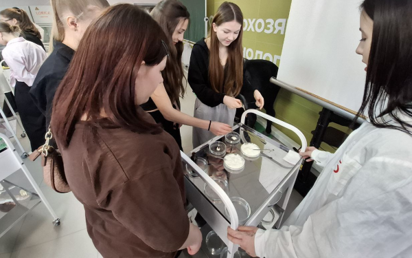 Школьники Яковлевского района заинтересовались сельскохозяйственными профессиями