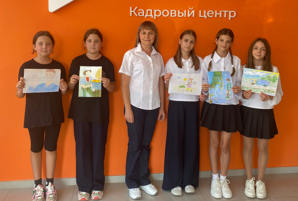 В Красногвардейском кадровом центре подвели итоги акции «Палитра профессий глазами детей»