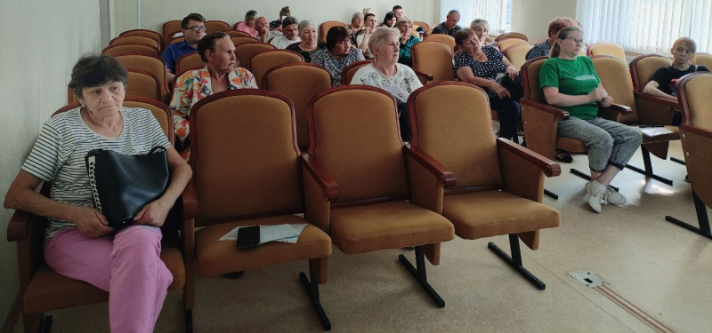 Опекуны и попечители Губкинского городского округа узнали о возможности трудоустройства подростков на летних каникулах