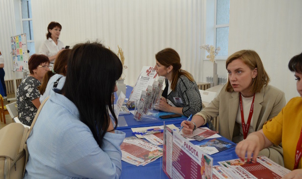 Около 80 жителей Белгородской области нашли работу благодаря федеральному этапу Всероссийской ярмарки трудоустройства