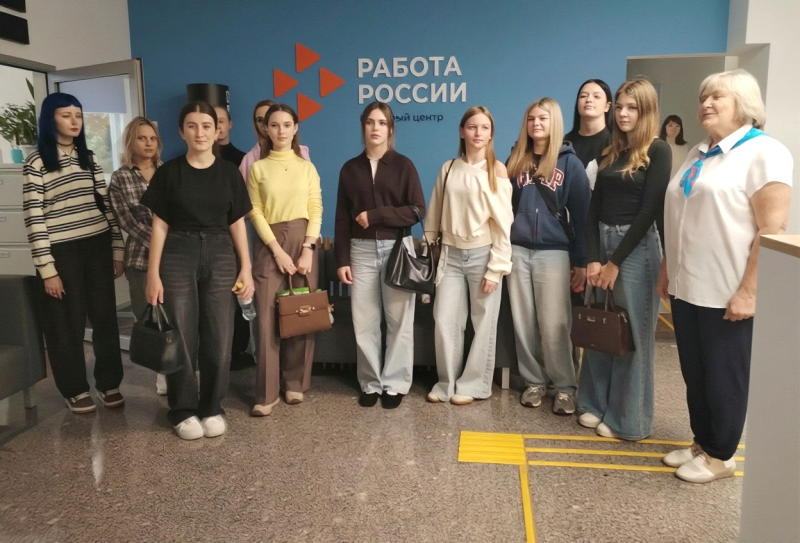 Кадровый центр показал студентам БУКЭП, как найти работу без опыта