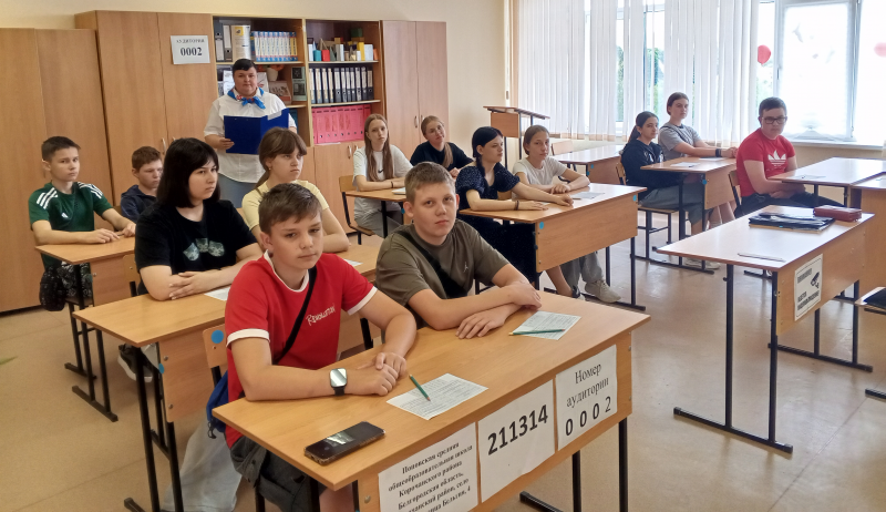 Ориентир в профессиях для корочанских восьмиклассников